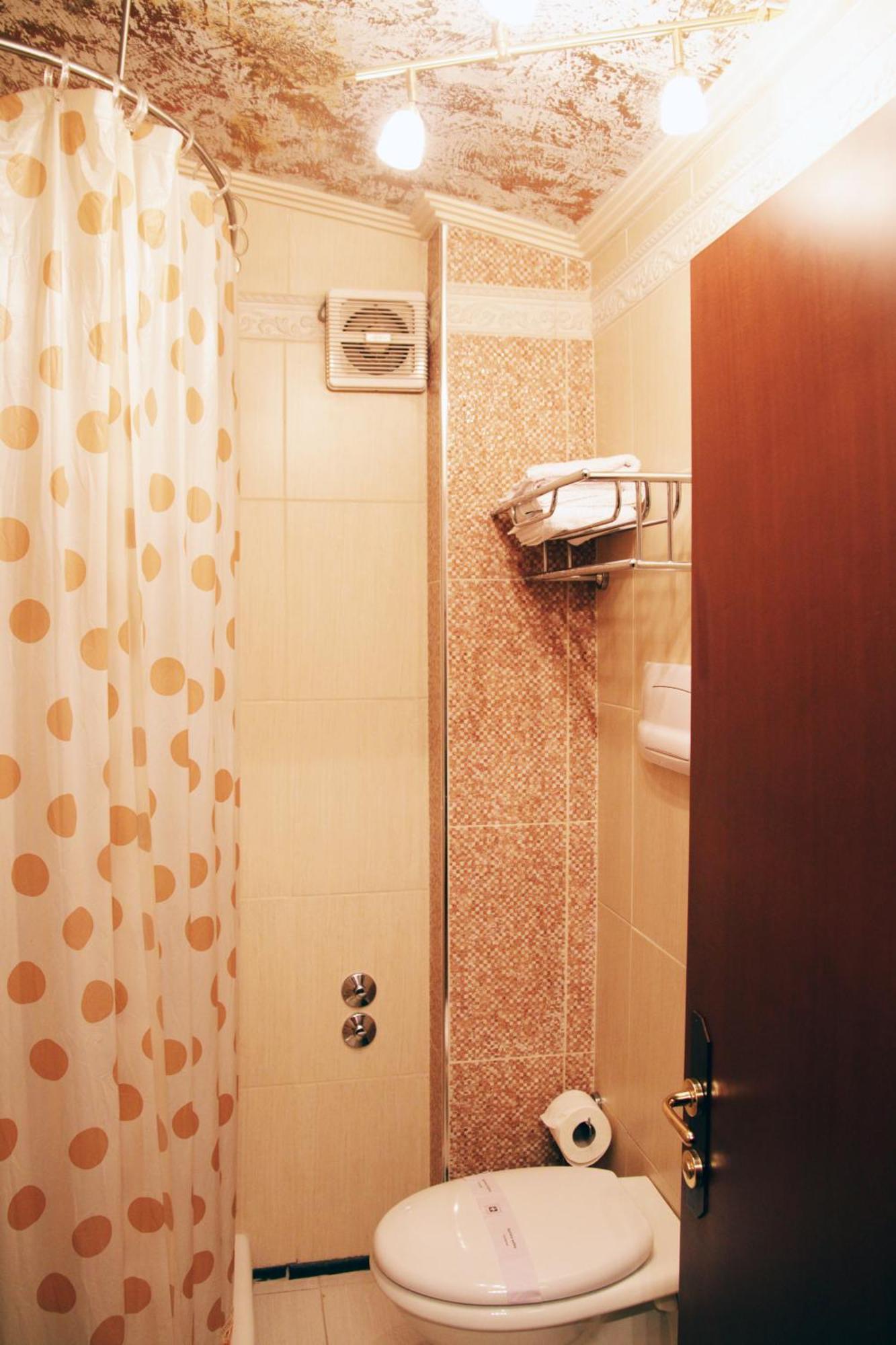 Hotel Boutique Vila Fernando Тирана Стая снимка