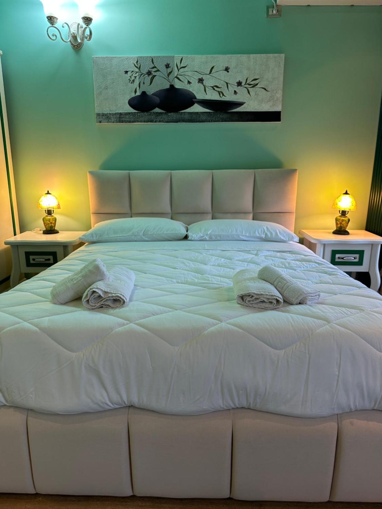 Hotel Boutique Vila Fernando Тирана Стая снимка